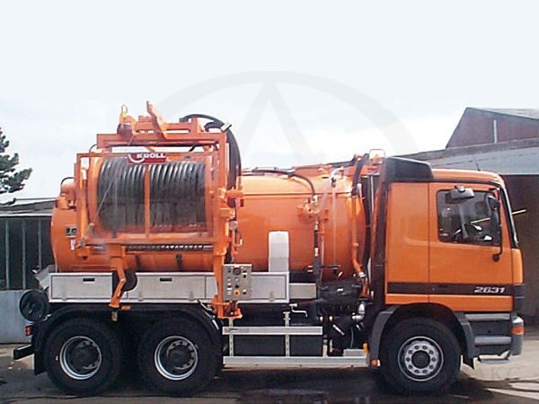 kroll_kanalopromyvochnaja_mashina_04.jpg kroll_kanalopromyvochnaja_mashina_04.jpg